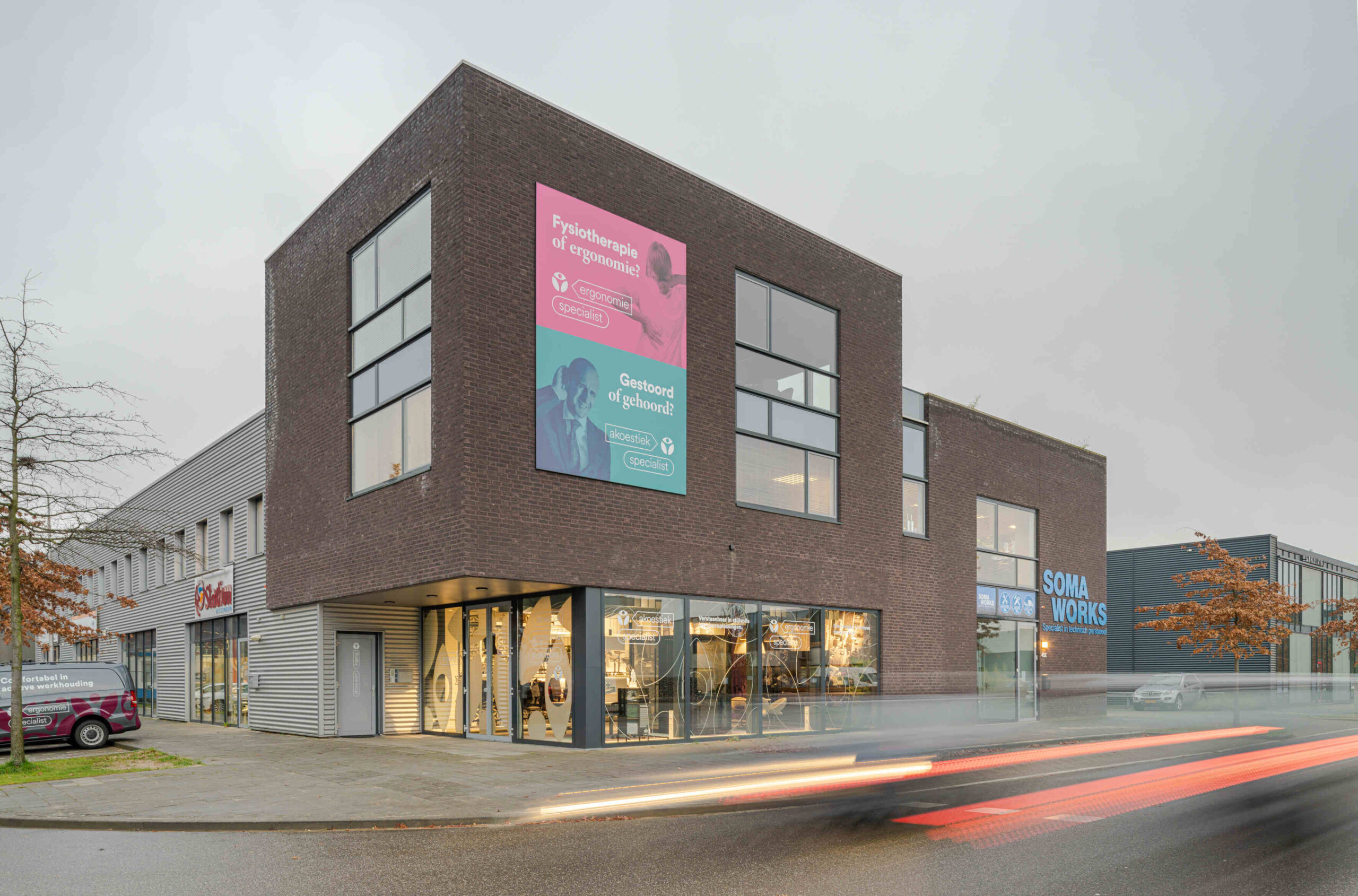 Showroom Akoestiekspecialist, Akoestiekspecialist (5) Moderne showroom in Kerkrade met duurzame akoestische oplossingen van Framery, Impact Acoustic, Abstracta en stijlvolle interieurelementen voor inspirerende werk- en ontmoetingsruimtes.